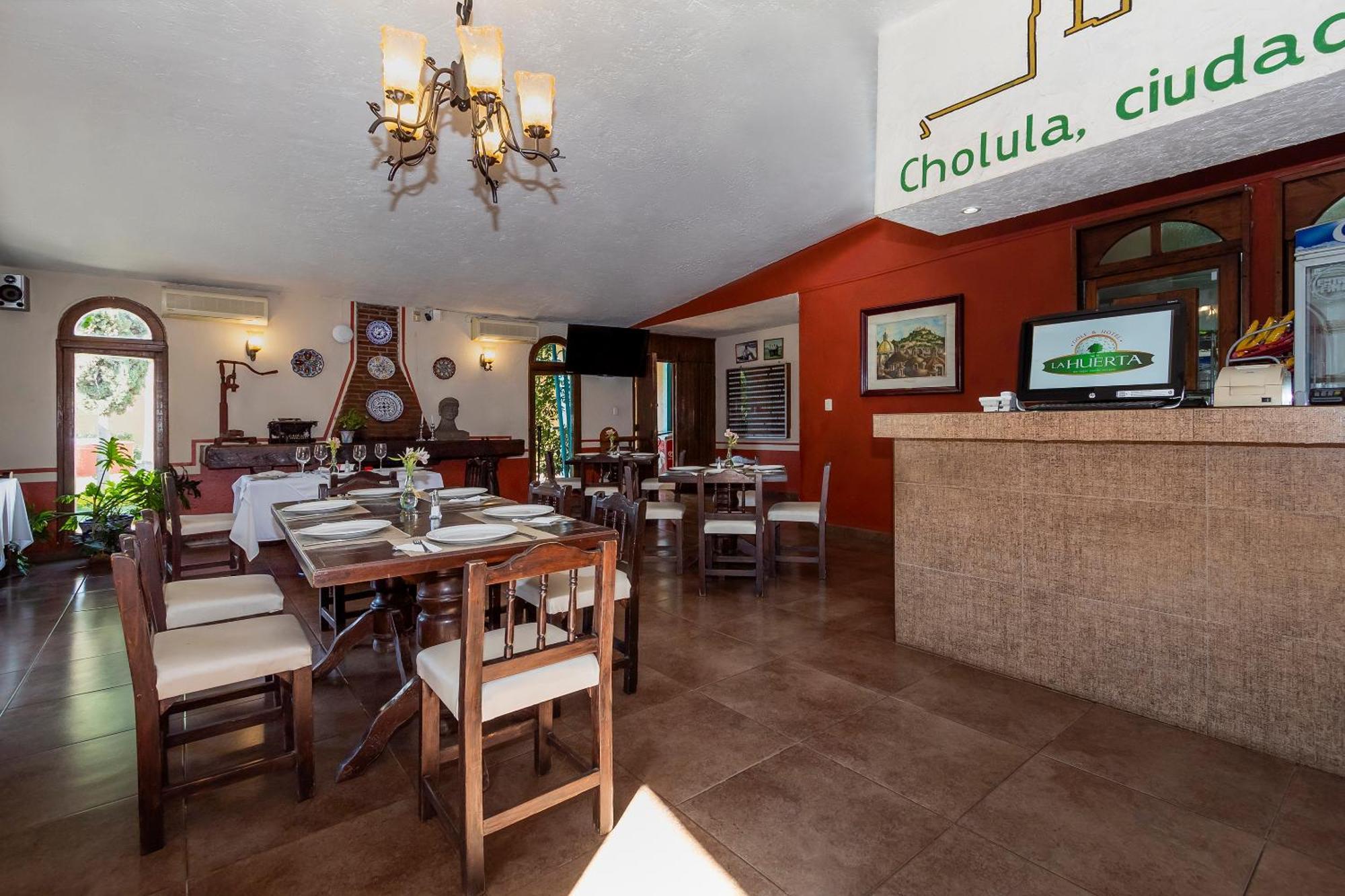 Capital O La Huerta Golf & Hotel Cholula Esterno foto
